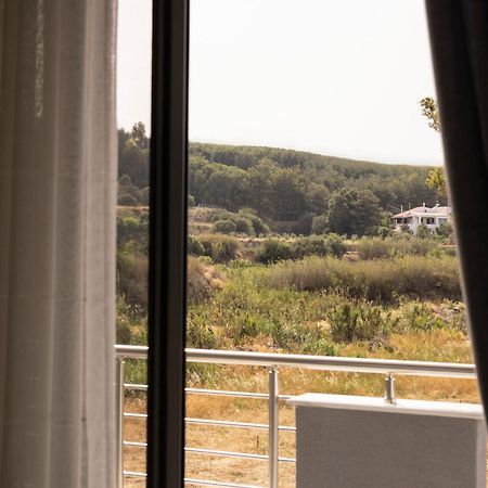 The Skyline Escape Apartment Heraklion  Bagian luar foto
