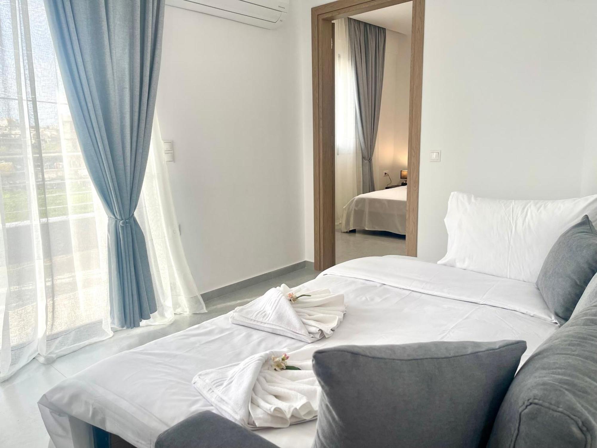 The Skyline Escape Apartment Heraklion  Bagian luar foto
