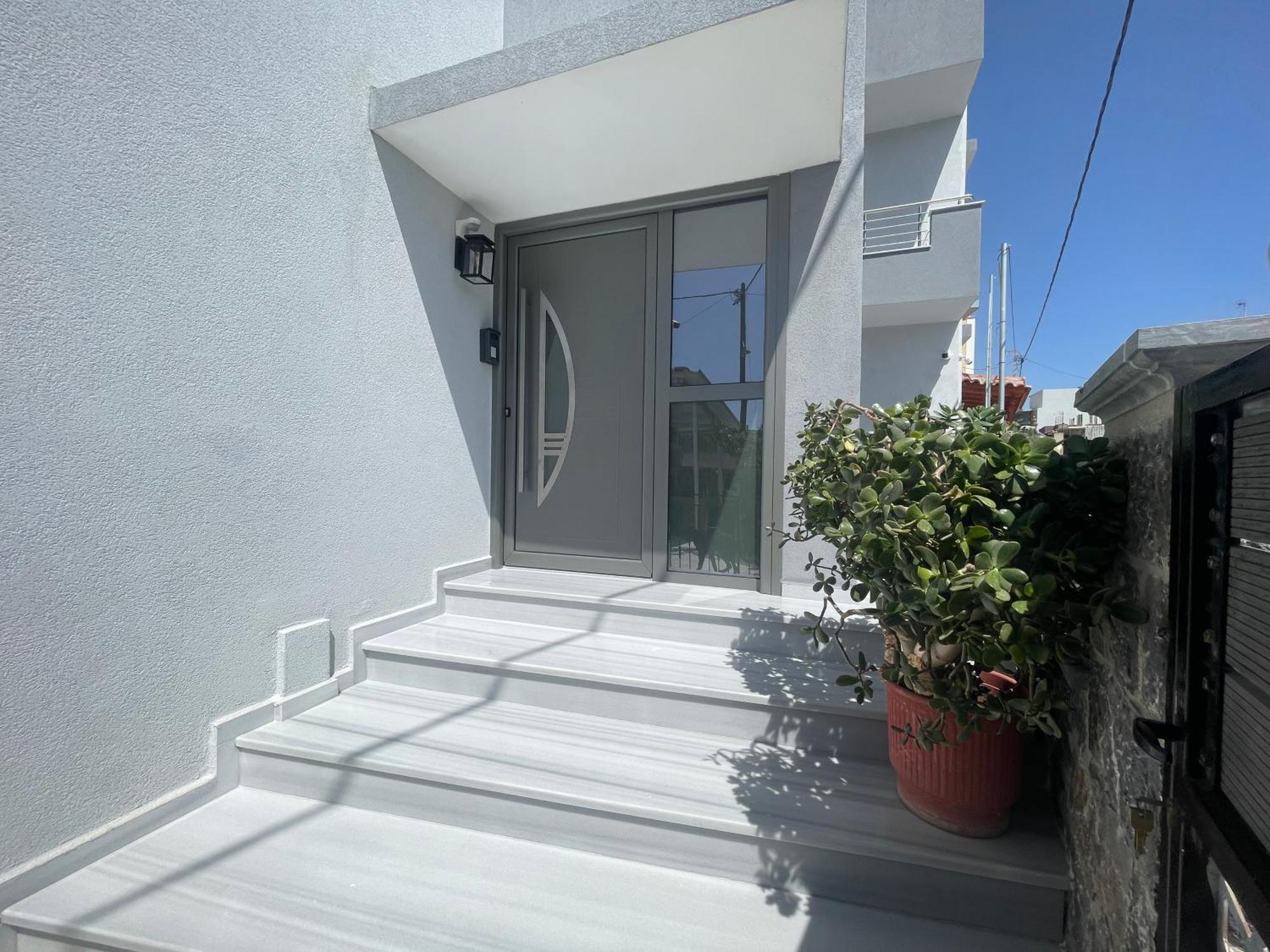 The Skyline Escape Apartment Heraklion  Bagian luar foto