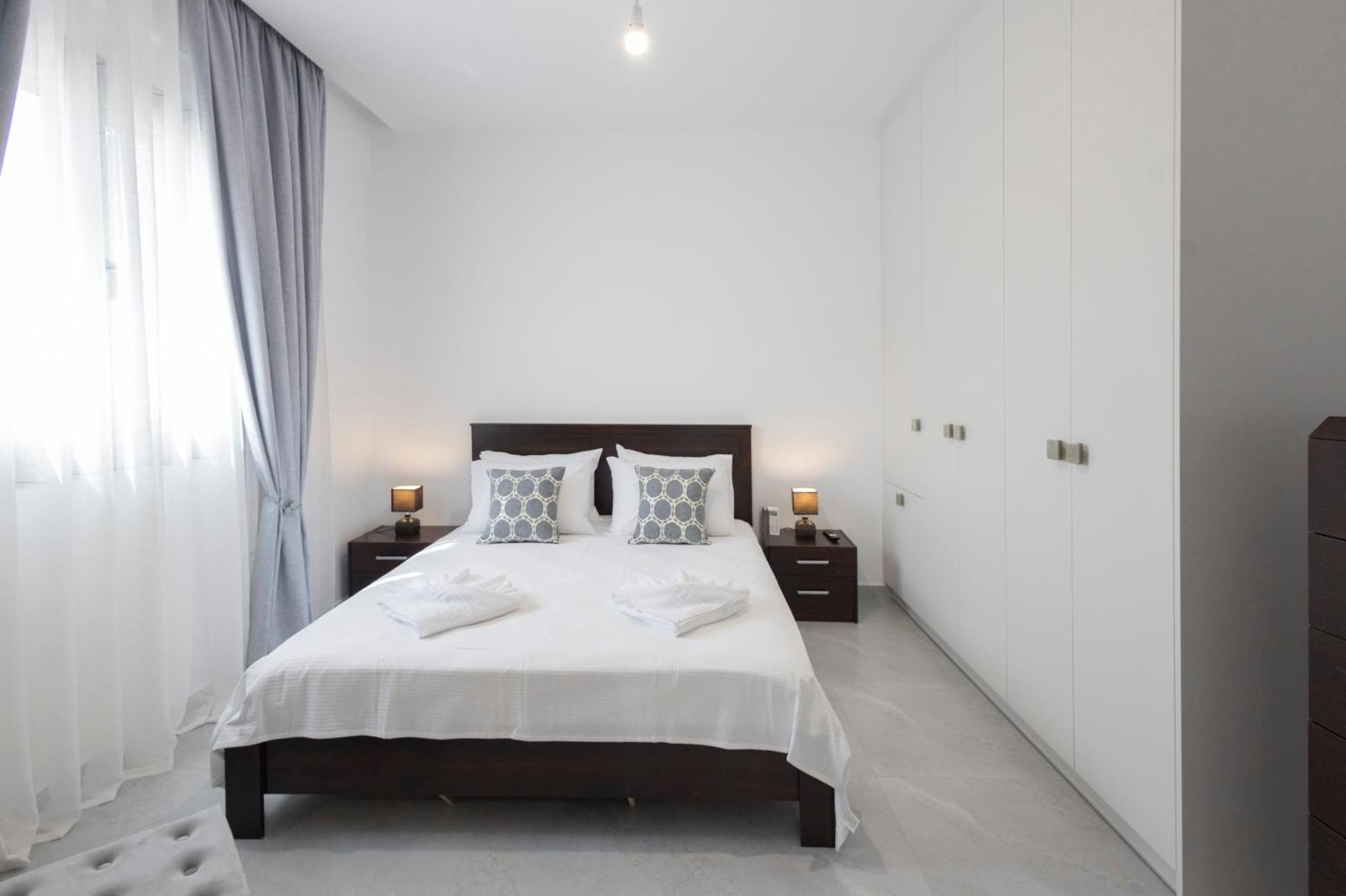 The Skyline Escape Apartment Heraklion  Bagian luar foto